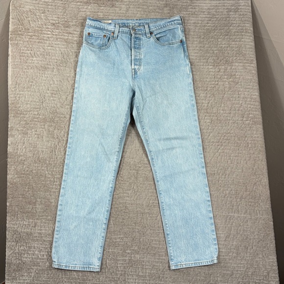 Levi's Denim - Levis Premium 501 Original Fit Light Wash Straight Leg Button Fly Jeans W28 L28